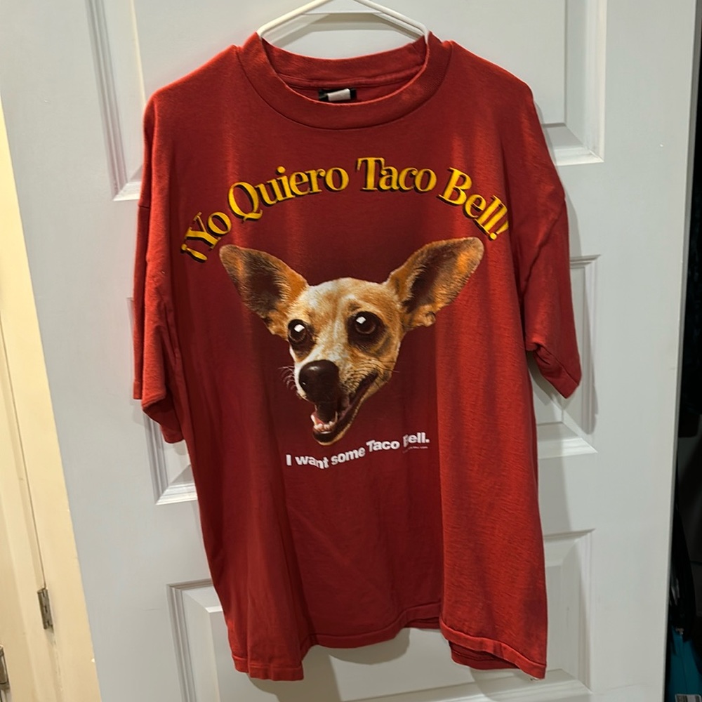 RARE Vintage 1998 “I want some Taco Bell!” shirt. Men’s XL